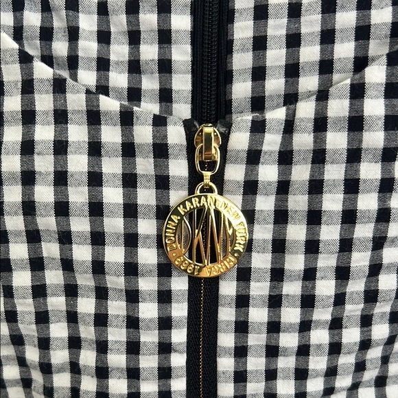 DKNY Black and White Sleeveless Sheath Midi Dress - Picture 2 of 12